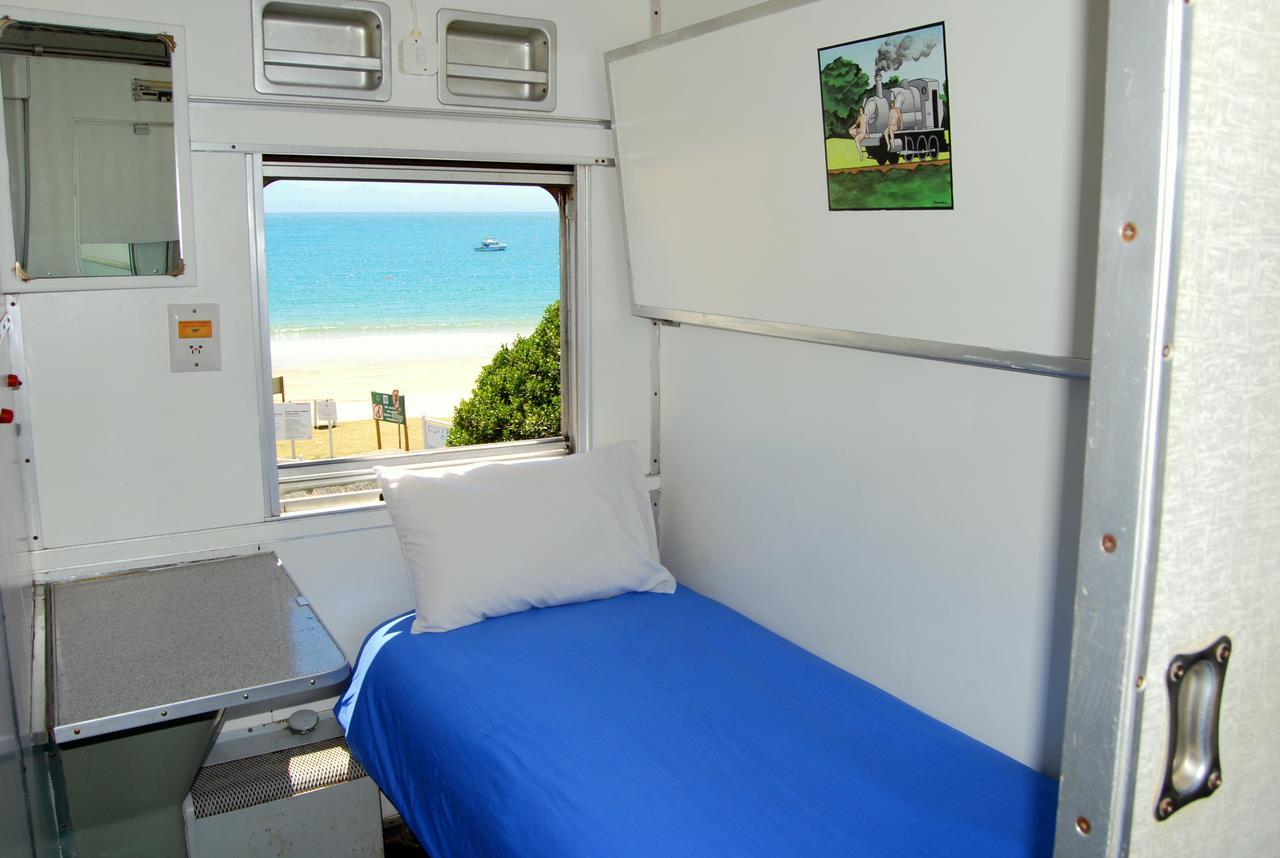 Santos Express Hostel มอสเซิลเบย์ ภายนอก รูปภาพ